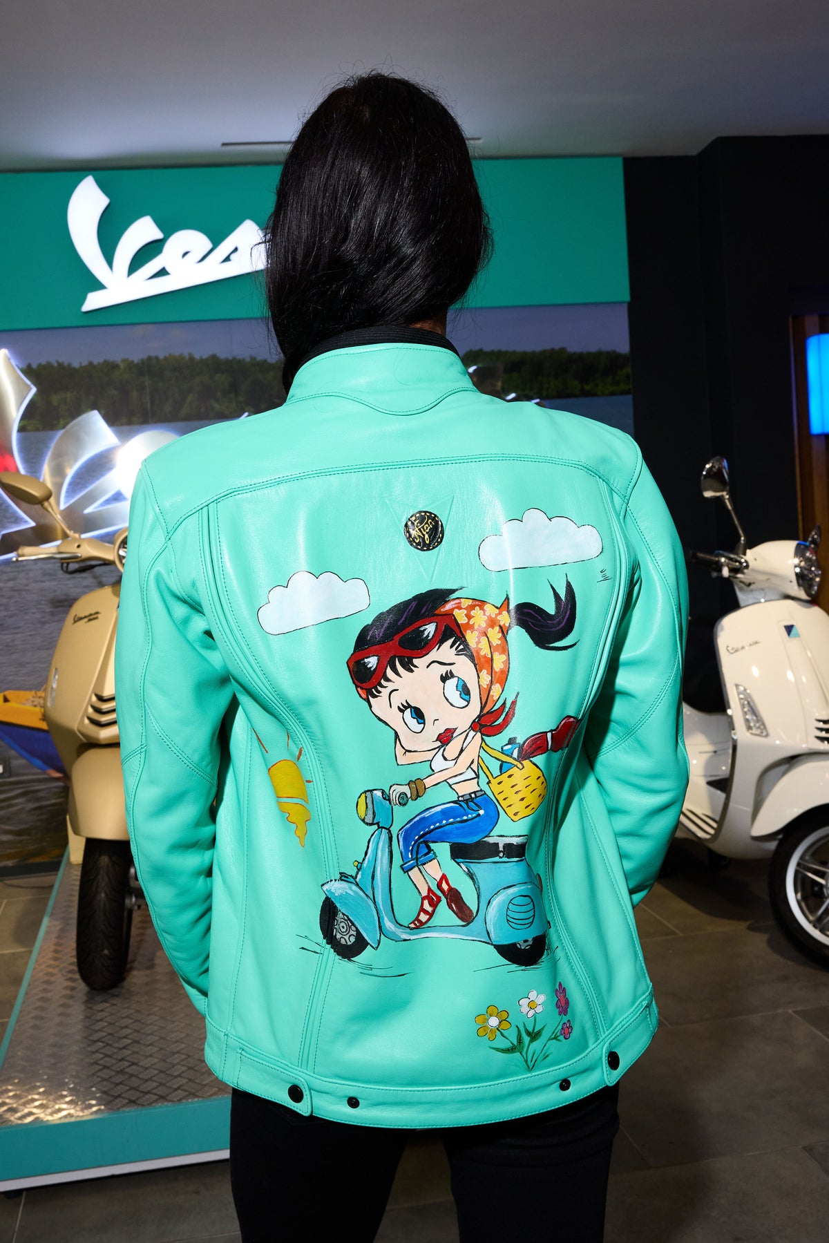 Vespa Custom's "Betty&Vespa"